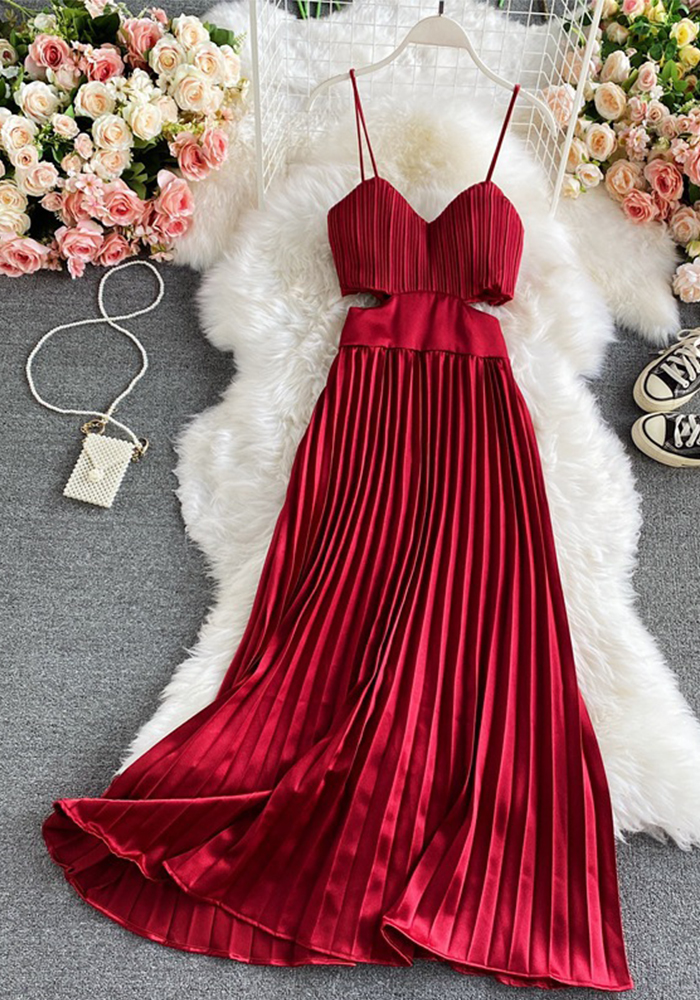 Summer Chic Open-Back Pleated Strap Long Dress