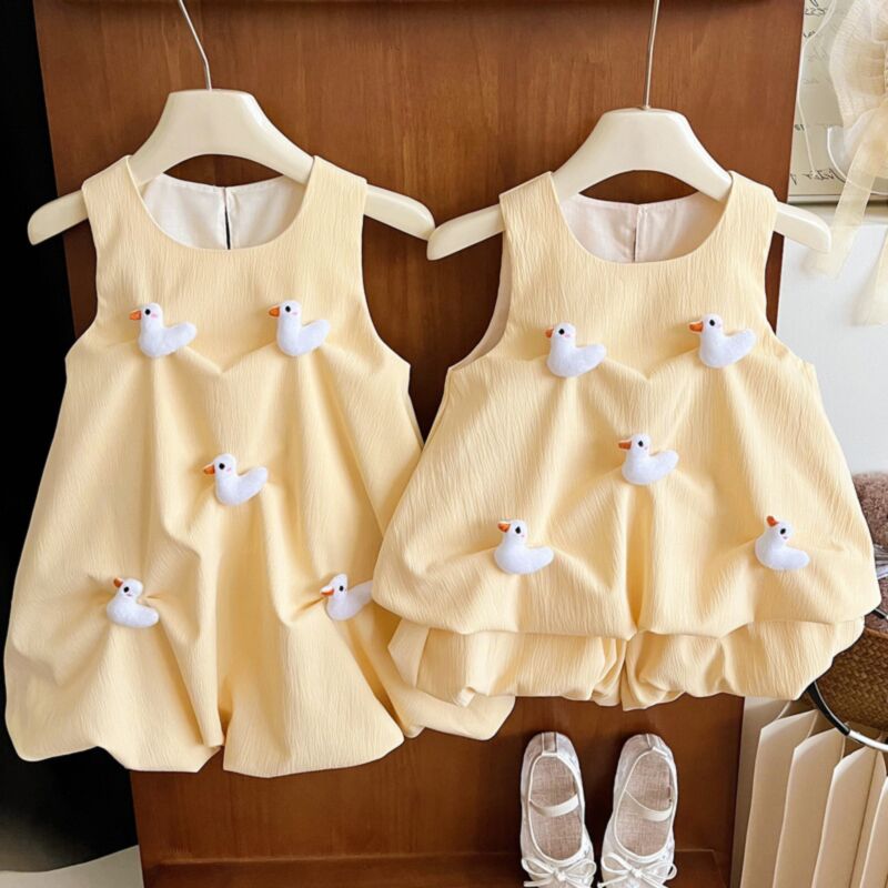Wholesale 18M-7Y Toddler Girls Duck Pod Dress or Sets W