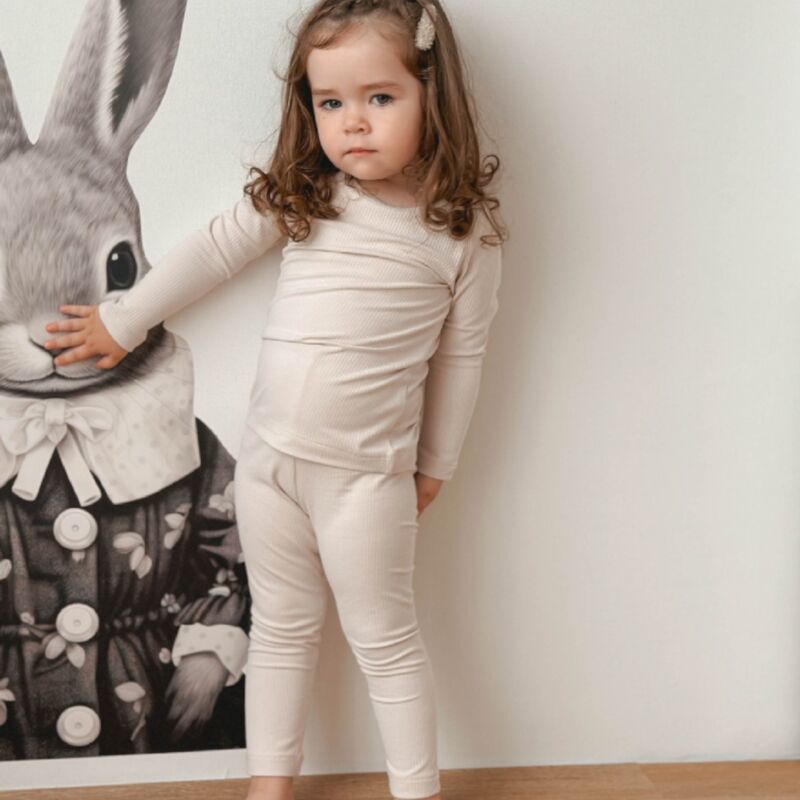 Wholesale 9M-5Y Unisex Autumn Pajamas Sets Solid Color
