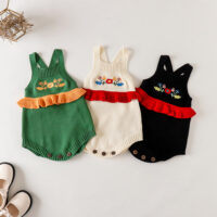 Baby Girls Flower Crochet Embroidered Knitwear Rompers Wholesale 220817261