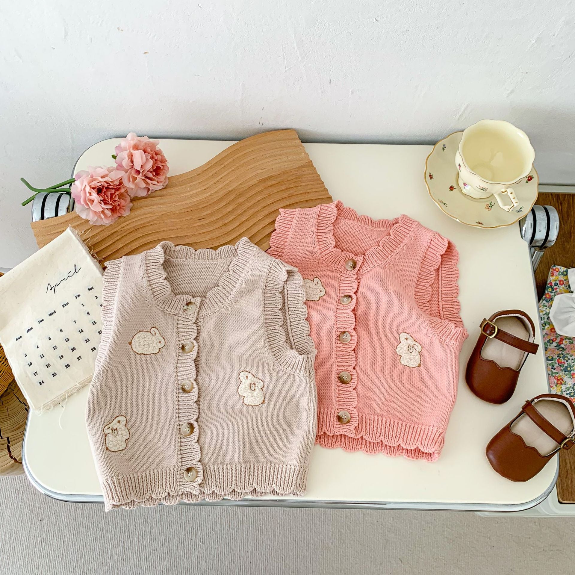 Baby Girls Rabbit Vests Waistcoats Knitwear Wholesale 230403415