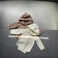 Wholesale 3-18M Baby Knitted Pom Pom Hooded Sweater One