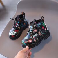 Wholesale Vintage Embroidered Martin Boots For Girls Tr