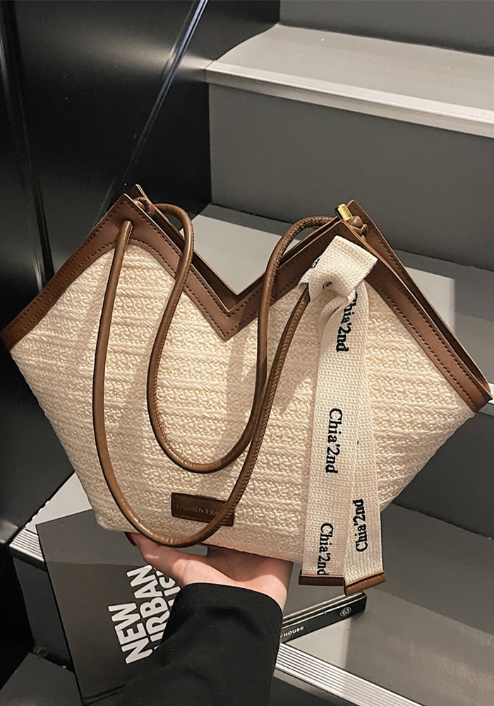 Women woven straw bag handbag single shoulder bag Beach shoulder bag Career tote bag